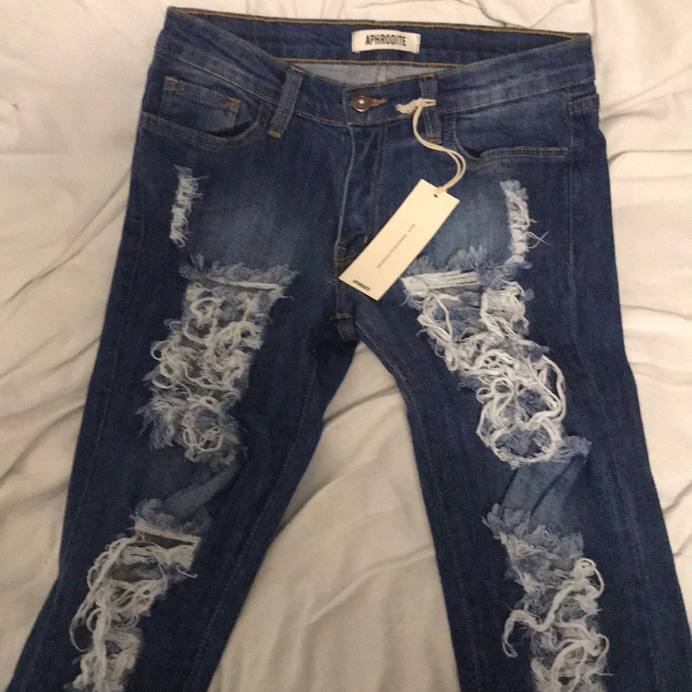 Size 11 fashion nova jeans. New with tags!